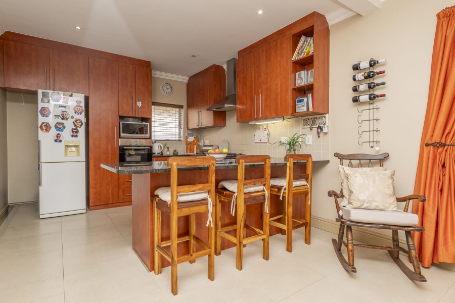 3 Bedroom Property for Sale in Protea Heights Western Cape